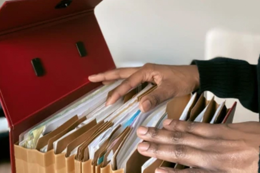 How to Keep Sensitive Documents Safe During Delivery
