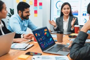 Full-Service vs Specialist Web Marketing Agencies: Which Gets Better Results?